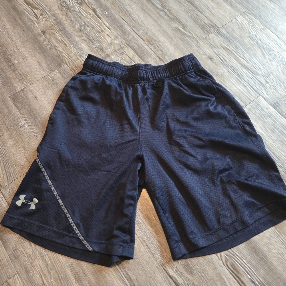 Under Armour Men's Black Shorts